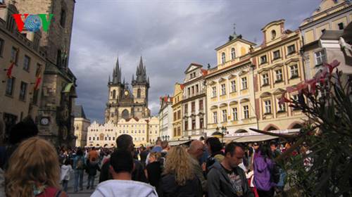 Người Việt được yêu mến thứ 5 ở Czech