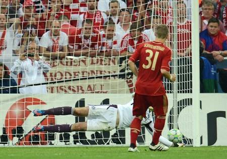 Những giọt nước mắt thê lương tại Allianz Arena