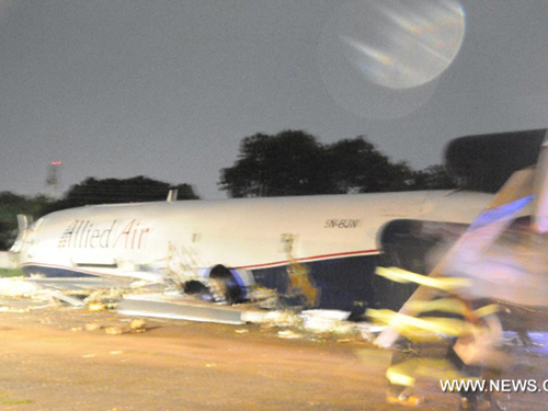 Ngồi phía sau an toàn hơn khi máy bay rơi