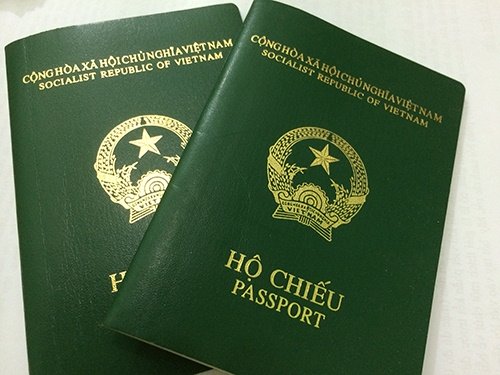 Hộ chiếu có vấn đề, làm sao tôi có thể đi du lịch nước ngoài?