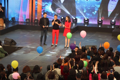 Mẹ vào tù và bước ngoặt cuộc đời của Đàm Vĩnh Hưng