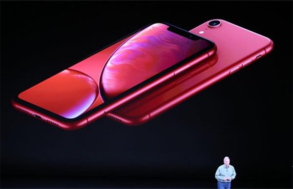 Vì sao iPhone Xr có thời lượng pin 'khủng' nhất trong lịch sử táo khuyết?