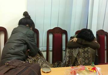 Chân dài nghìn đô và những cuộc “bán giời không văn tự“