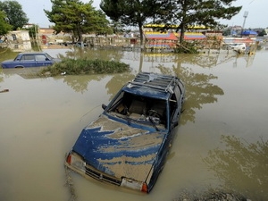 Nga: Bắt quan chức vô trách nhiệm ở trận lũ quét
