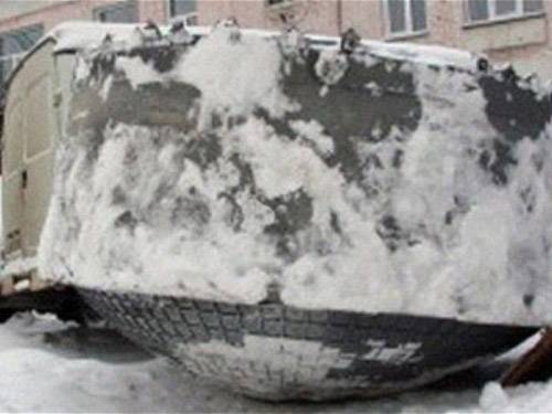 Phát hiện mảnh UFO khổng lồ tại Nga