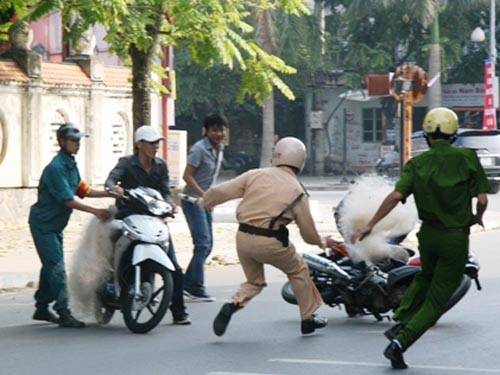 Công an Thanh Hóa tiếp tục quăng lưới cá