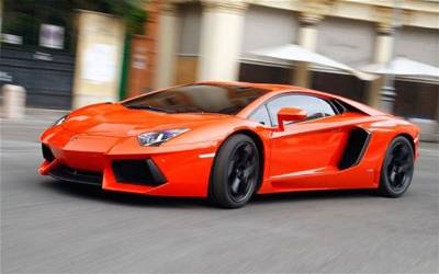 Cặp đôi siêu phẩm Lamborghini Aventador cập bến VN?