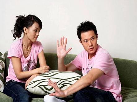 Vợ cao tay trị chồng bám váy mẹ