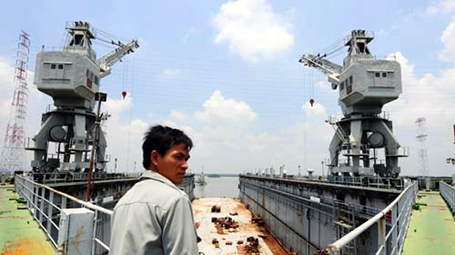 Bắt tạm giam nguyên Kế toán trưởng Vinalines