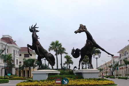 Hà Nội :Vụ “mắc kẹt” ở dự án Ciputra: Khách hàng gánh chịu hậu quả