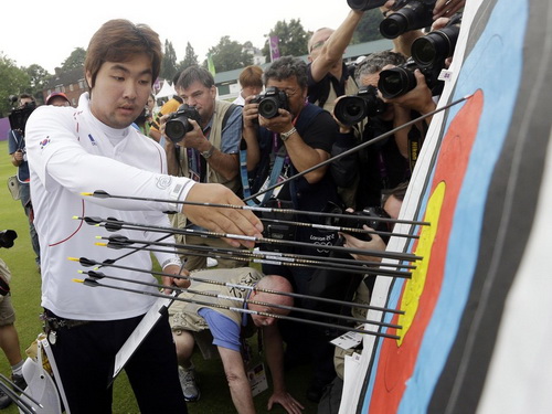 OLYMPIC LONDON 2012: Khiếm thị, bắn cung, kỷ lục thế giới & biểu tượng Hàn Quốc