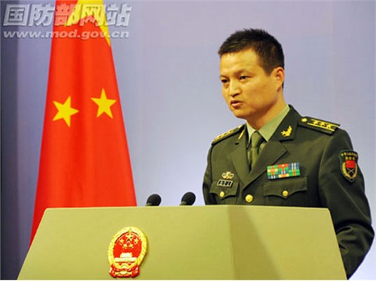 Philippines 'đừng dại' bắn máy bay không người lái của TQ ở Biển Đông