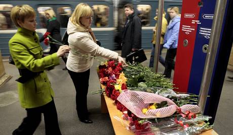 Moskva: Tưởng nhớ nạn nhân vụ tấn công khủng bố trong tàu điện ngầm