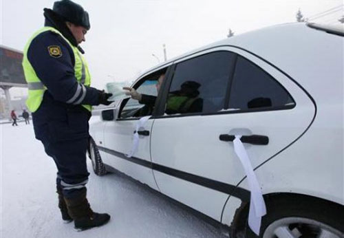 Cảnh sát Nga mạnh tay với tài xế say rượu