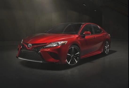 Toyota Camry 2018 “lột xác” với thiết kế hoàn toàn mới