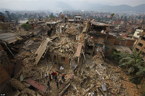 Động đất ở Nepal: Rợn người lời “tiên tri” của ca sĩ Thổ Nhĩ Kỳ