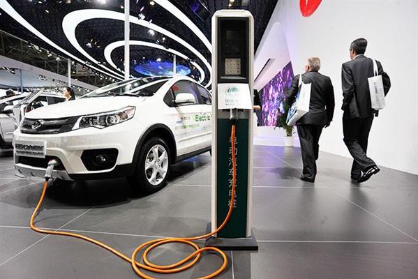 Dân Trung Quốc hối hận vì mua ôtô điện 'made in China'