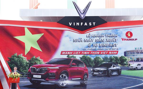 Vingroup chính thức khánh thành nhà máy ô tô VinFast, giao những xe đầu tiên sớm 2 tháng so với cam kết