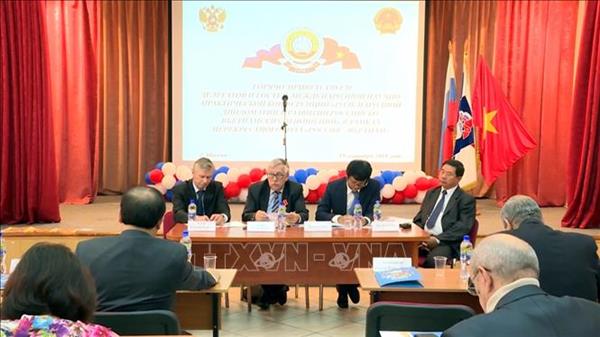 'Sức mạnh mềm' gắn kết quan hệ Việt - Nga