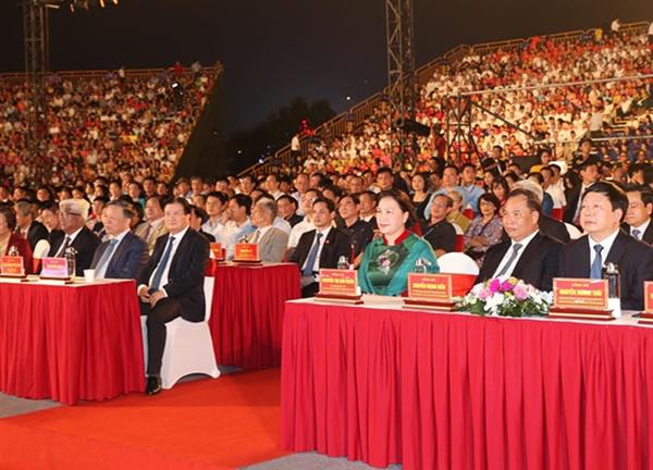 Chủ tịch Quốc hội dự Lễ công bố quyết định TP. Hải Dương là đô thị loại I