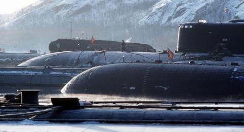 Tàu ngầm Nga tập bắn vào nhau, Mỹ có lạnh gáy?