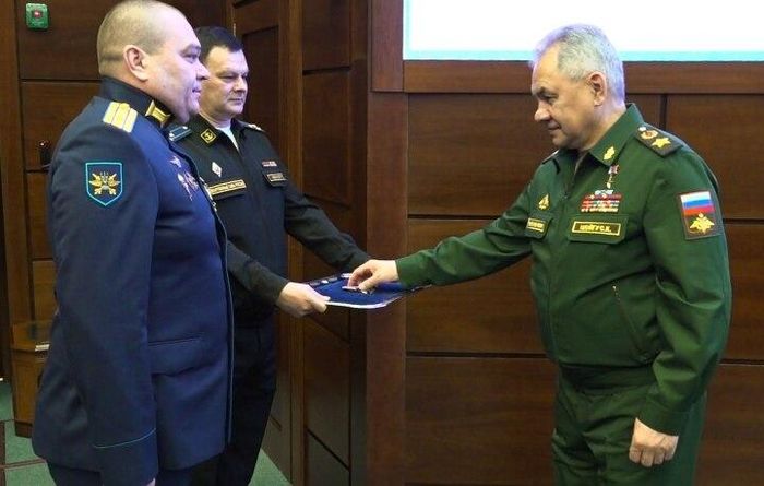 Nga trao thưởng Huân chương Dũng cảm cho phi công Su-27 đánh chặn UAV Mỹ