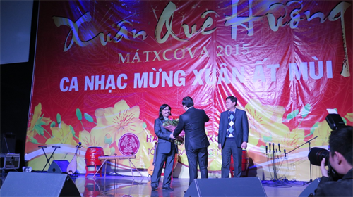 Người Việt tại Nga mừng xuân Ất Mùi “Xuân Quê hương”