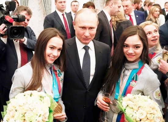 Cô gái vàng Zagitova muốn dạy Tổng thống Putin trượt băng nghệ thuật