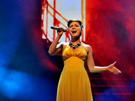 Fan đại gia dầu khí ‘hại’ Ngọc Anh?