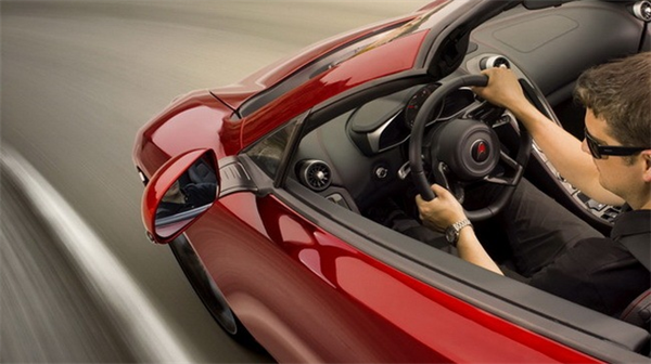 Lộ ảnh nóng siêu xe mui trần McLaren 12C Spide (Có video)