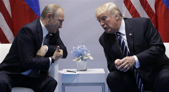 Đệ nhất phu nhân Mỹ không thể kéo chồng khỏi cuộc hội đàm với Putin