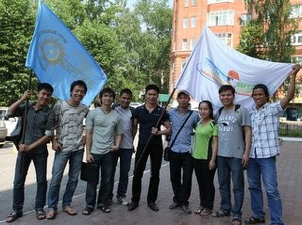 Sinh viên Việt tại Tomsk – những bạn trẻ vừa hồng vừa chuyên