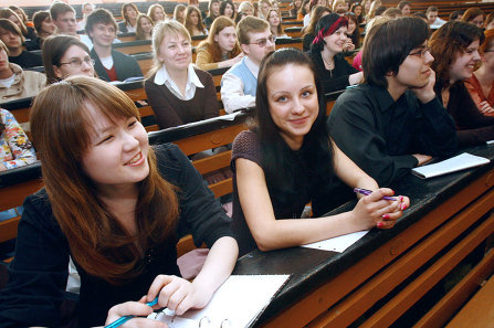 Thí sinh nước ngoài cần kiến thức gì để được nhận vào trường Đại học của Nga?