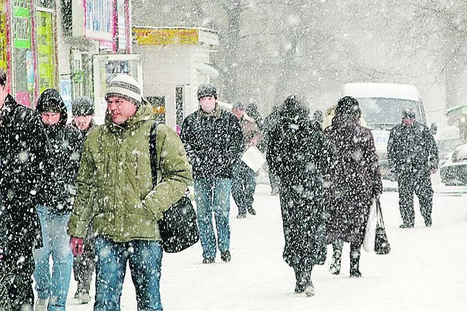 Moskva: Thời tiết chuyển biến xấu, lái xe và khách bộ hành cần lưu ý