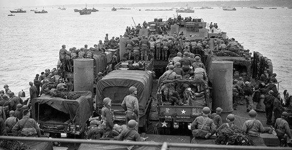 Thế giới kỷ niệm 70 năm cuộc đổ bộ Normandy