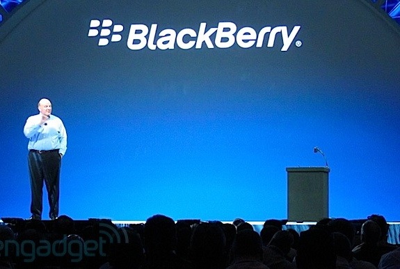 Bloomberg: Sau Nokia, Microsoft muốn mua cả BlackBerry