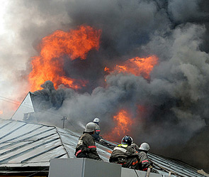 Xảy ra nhiều vụ cháy, 9 người thiệt mạng