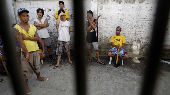 Tù nhân Philippines tự quay lại trại giam sau bão Haiyan