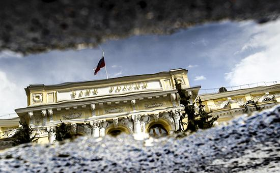 Bloomberg: những biện pháp Ngân hàng TƯ Nga có thể làm để cứu đồng RUB