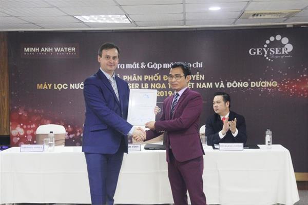 Máy lọc nước Nano Geyser của Liên Bang Nga ra mắt tại Việt Nam