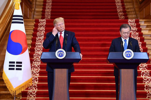 Tổng thống Trump nói đã có cuộc gặp tuyệt vời tại Việt Nam với Chủ tịch Kim