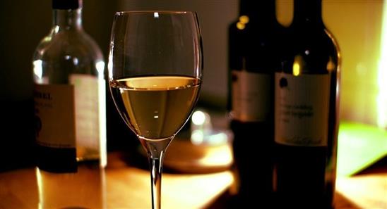 Matxcơva có thể cấm bán rượu vào thứ Sáu