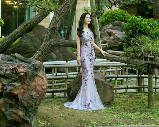 “Nàng thơ” nhạc Vũ Thành An - Đinh Hiền Anh mang văn hóa Việt đến Nga