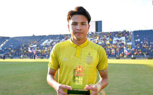 Tranh cãi tuyển thủ Thái Lan giành giải 'cầu thủ xuất sắc nhất King's Cup