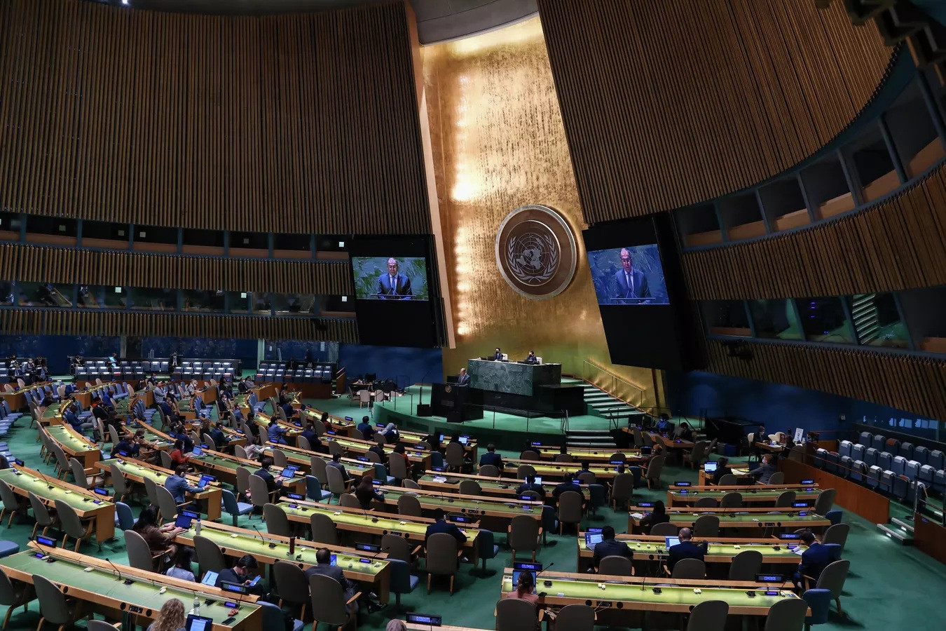 Đại hội đồng Liên Hợp Quốc thông qua nghị quyết yêu cầu Nga rời khỏi Ukraine
