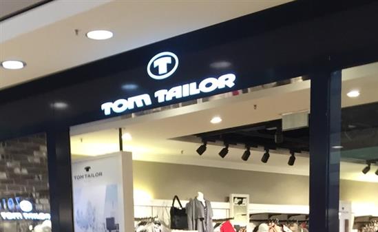 Thương hiệu Đức Tom Tailor sản xuất áo khoác tại Nga