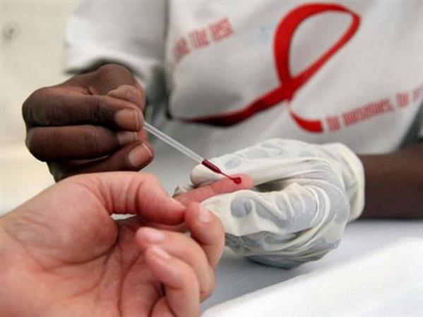 Gần 30 người phải đi xét nghiệm HIV vì bác sĩ: Bộ Y tế xác minh vụ việc