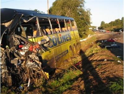 Nga: Tài xế xe buýt ngủ gật gây tai nạn giao thông, 9 người thiệt mạng