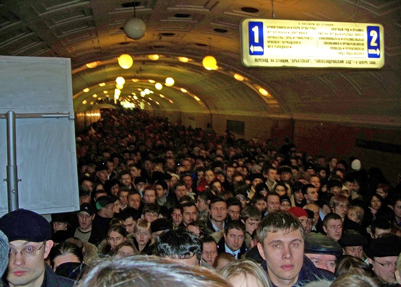 Moskva: Ga tàu điện ngầm thay đổi chế độ làm việc vào dịp Năm mới