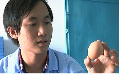 Chàng thanh niên nuôi gà bằng nhạc giao hưởng